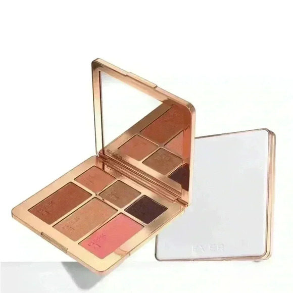 EVER Out The Door Cheek & Eye Palette ~ Bold & Brave ~ NEW in box! - Picture 1 of 8